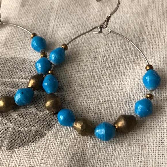 Bead for Life East African Gold Hoop Earrings - Picture 5 of 6